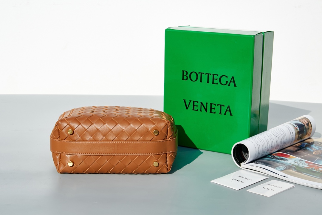 Bottega Veneta Hobo Bags